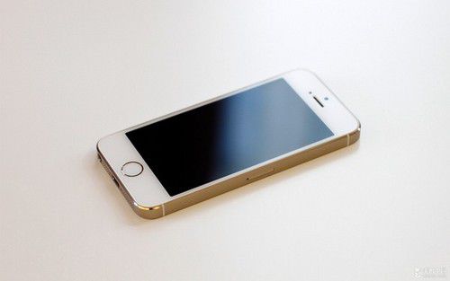 指紋識別iOS 7系統 港版iPhone 5S到貨 
