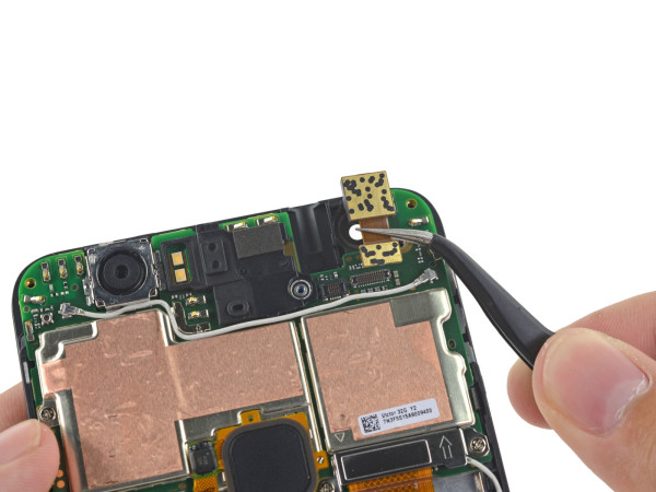Nexus 6P详细拆解:超乎想象的复杂和坚固！