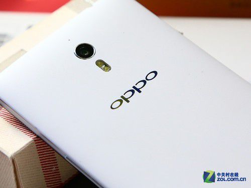 4G+强劲骁龙800 OPPO Find 7轻装版首发 