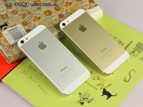 [重庆]携手苹果拍摄时装秀 iPhone 5S