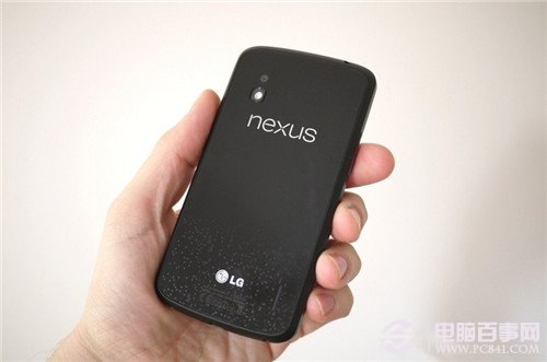 Nexus 4机身后面面