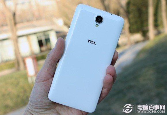 TCL idol X+八核手机后面外观