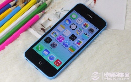 苹果5s领衔 2013年末热门大牌手机推荐汇总