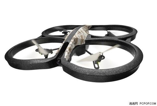 AR.Drone2.0迷彩版海内上市 插手GPS模块