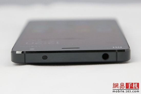 xiaomi4首发评测:钢板中框 精致但不惊艳