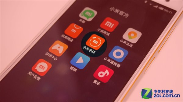 米粉为何猖狂？xiaomi手环深度领会