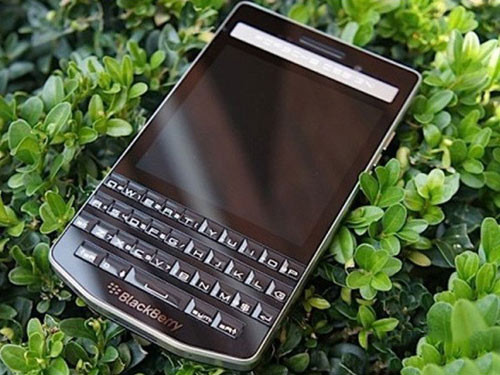 3.1英寸保时捷设计 BlackBerryP9983现货开售 